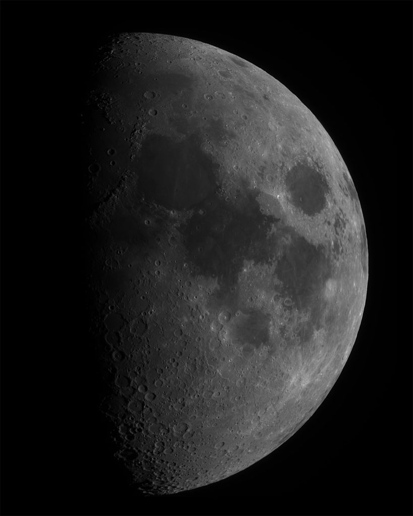 Księżyc-z-4-kwietnia-2017-roku